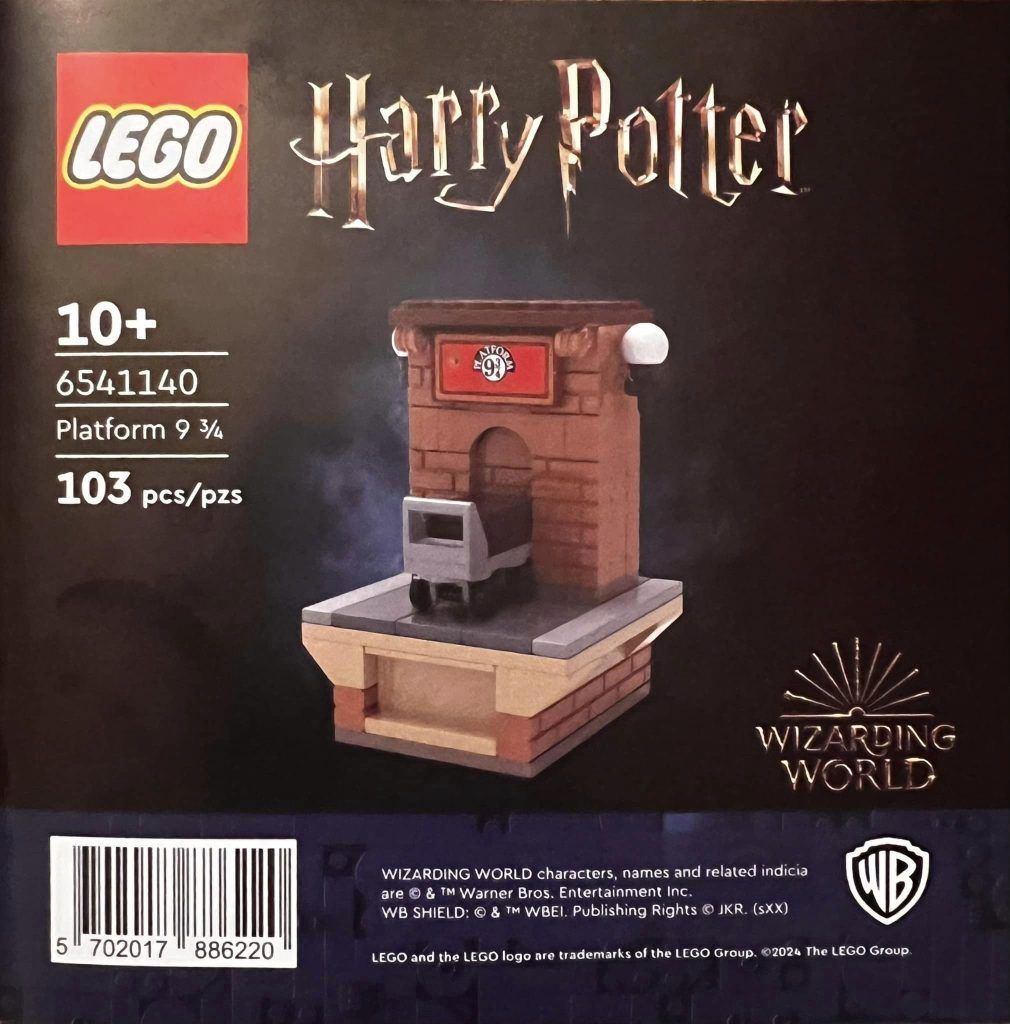 LEGO Harry Potter Platform 9 3/4 Barnes & Noble Exclusive