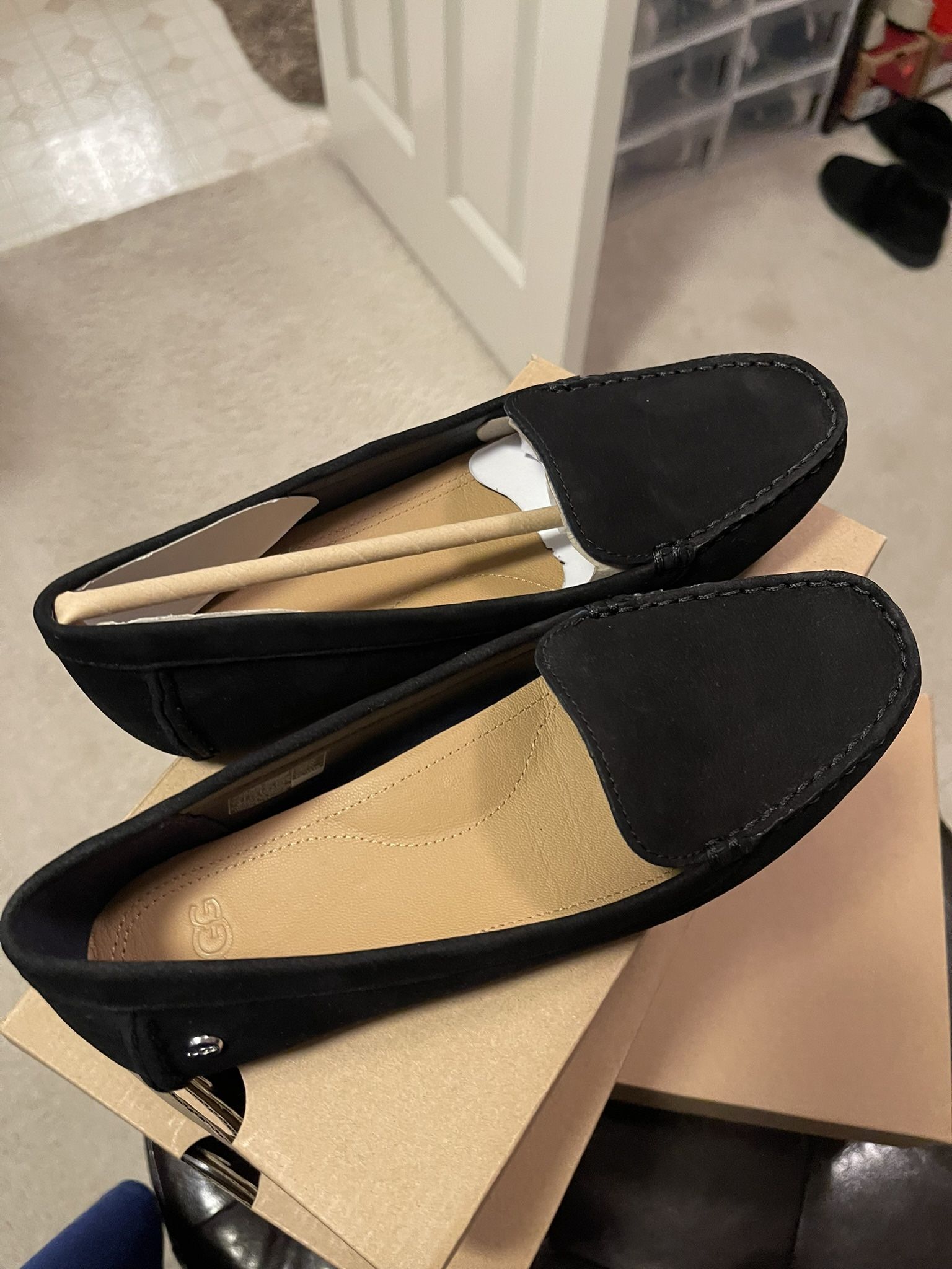 Beautiful Black Women Slip On Shoes By UGG Size 7 1/2