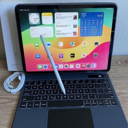 iPad Pro 11” (M2 chip / 2022 model) 4th Generation 128GB with keyboard case and stylus pen