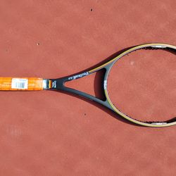 WILSON PRO STAFF MIDSIZE TENNIS RACKET NEW OLD STOCK