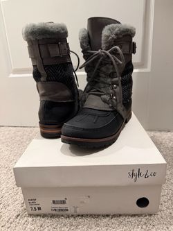 Winter Boots  Women size 7 1/2 used OBO