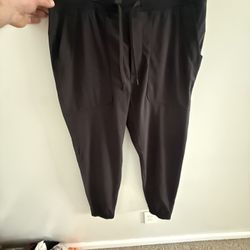 Lululemon Men's XL Trainer Joggers