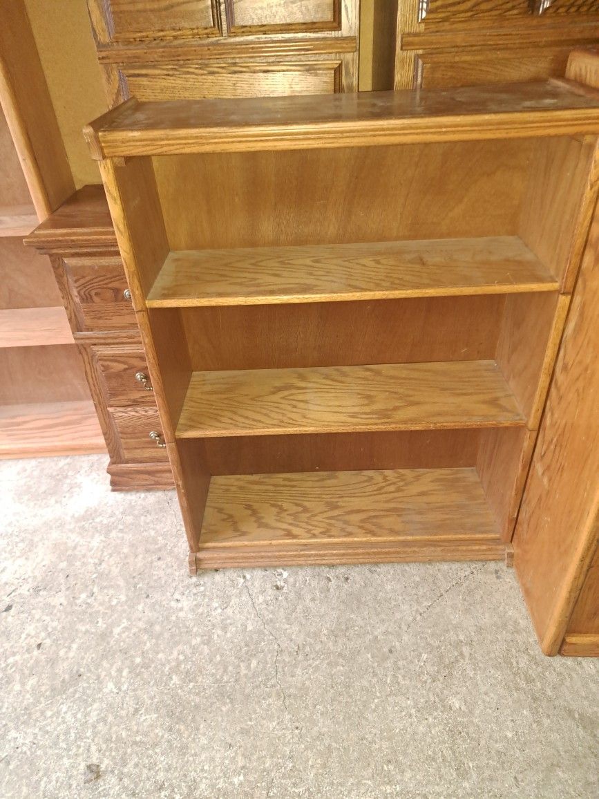 Short Bookshelf / Storage Shelf – Great for Small Spaces