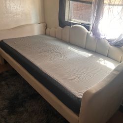 Twin bed  with mattress