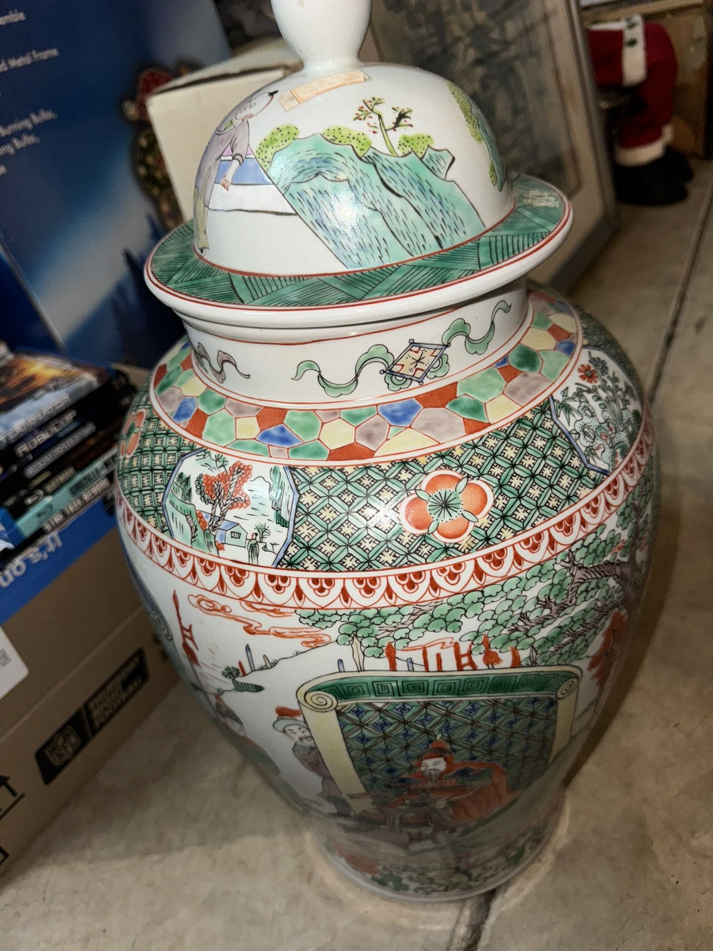 Large Colorful Chinoiserie Ginger Jar with Lid