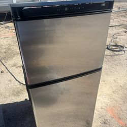 Rv Camper Refrigerator (norcold) Brand 