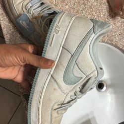 Air Force 1 Size 9.5 (Pickup Only)