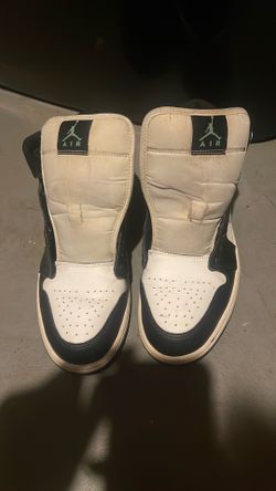Jordan 1 white black
