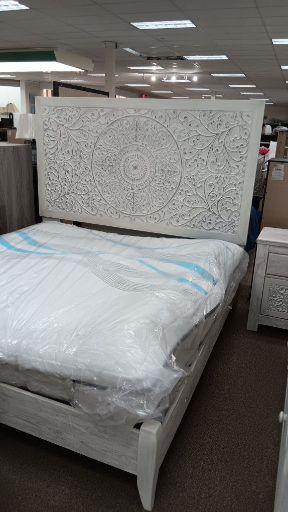 White Wash Bedroom Set