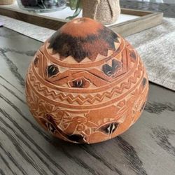 Vintage Peruvian Hand Carved Bowl Peru Folk Art Storytelling Calabash Gourd Small 3 x 3"
