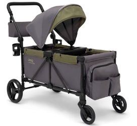 Green Jeep Wagon by Delta Children