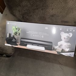 Silhouette Cameo 5 12in Vinyl Cutting Machine (Brand New)