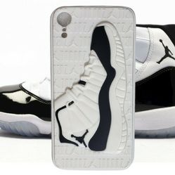 iPhone 7/8 Protective Silicone Sneaker Case
