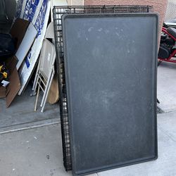 Dog crate