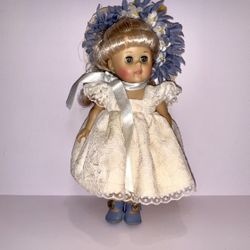 Lovely Vintage 1988 Vogue Ginny Flowers Hat 1950’s Doll