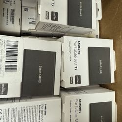 SAMSUNG T7 Portable SSD, 500GB External