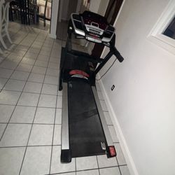 Treadmill  F80