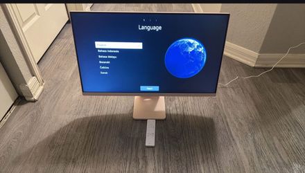 LG  Smart Monitor/Tv  Mountable 27in 2024 Rose Gold