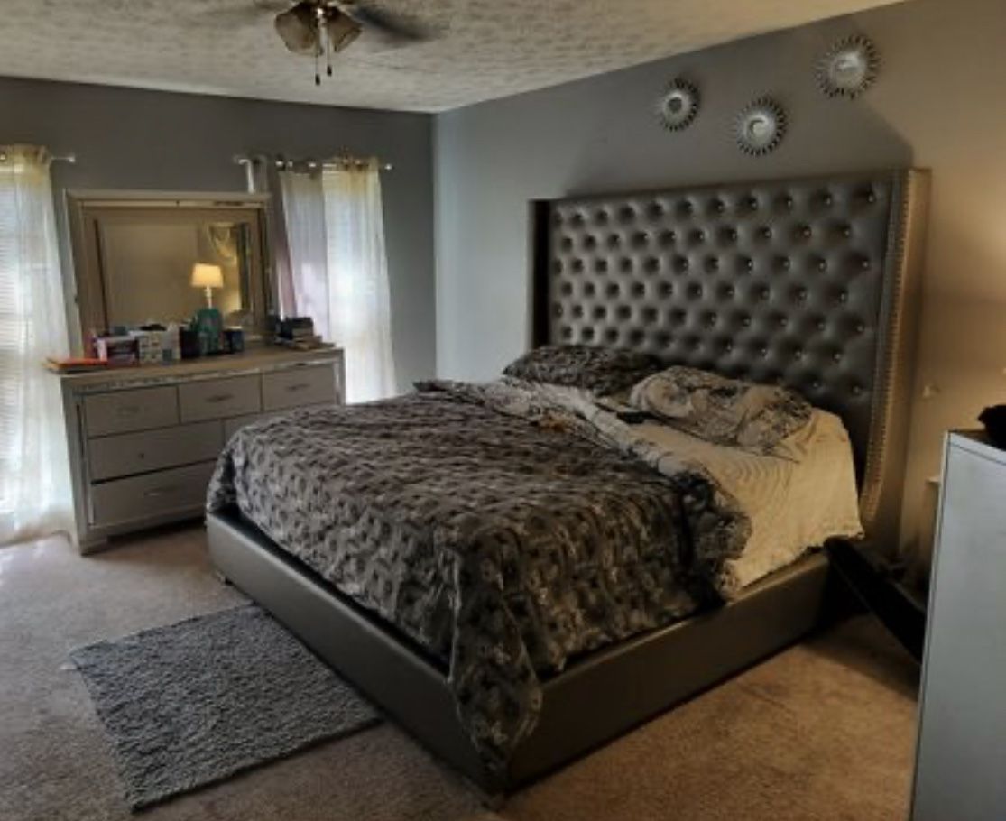 King Size Leather Tufted Bed With Storage