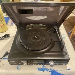 Jensen JTA 450 AM-FM MP3 Vinyl LP Turntable System