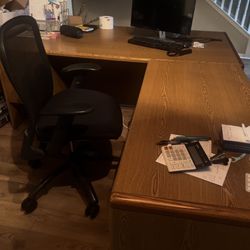 Office Table & Chairs 