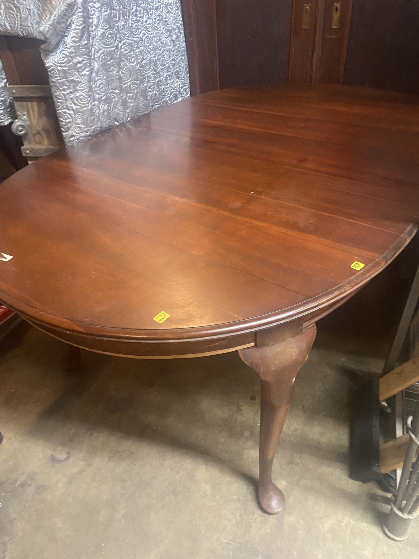 Antique Solid Wood Beautiful Dining Room Table 