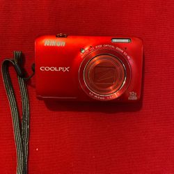 Nikon Coolpix S6300 (Red)