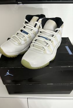 Jordan Legend Blue 11s Size 9