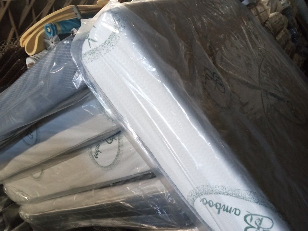 🏡💤FULL SIZE MATTRESS 🚛💤(BLUE GEL)😴✅ MEMORY FOAM📍🚚 (ALL SIZES IN STOCK)🛏️💤