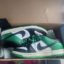 Nike SB Dunk Low Classic Green
