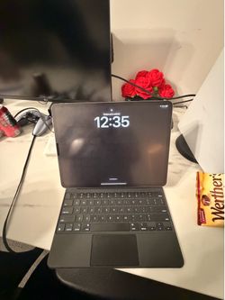 iPad Pro 12.9 M2 6th Generation