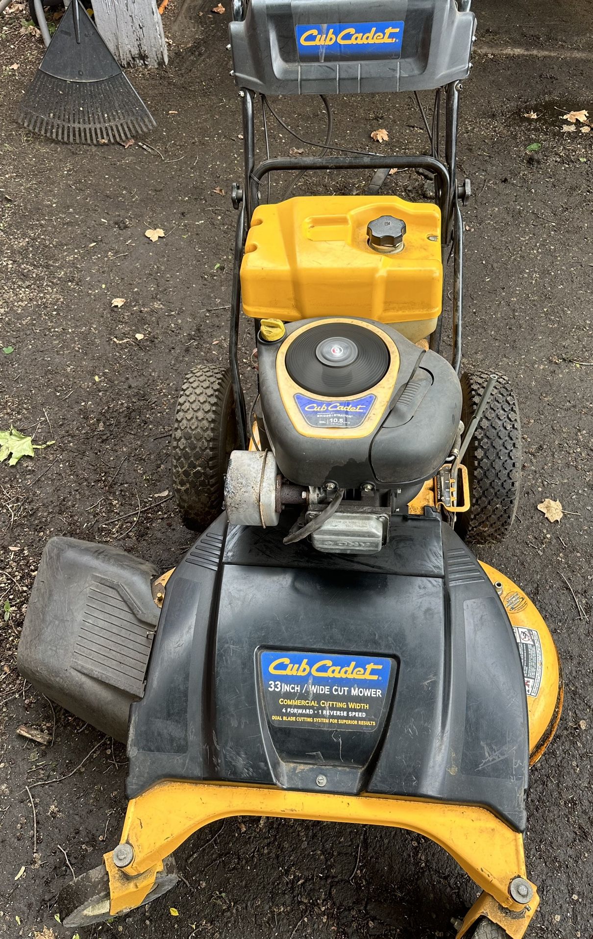 Cub Cadet 33 Inch