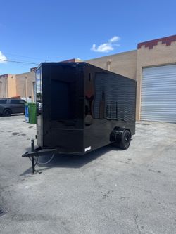 Enclosed Trailer Blacked Out 6x12x7