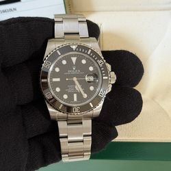 2014 Rolex Submariner Date 40mm Black Dial Oyster Bracelet