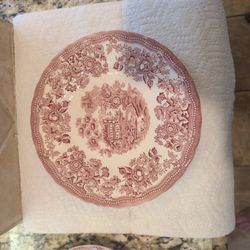 TONQUIN BY FRANCISCAN STAFFORDSHIRE Dinner plate, a saucer, and a teacup. 