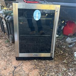 Mini Fridge 