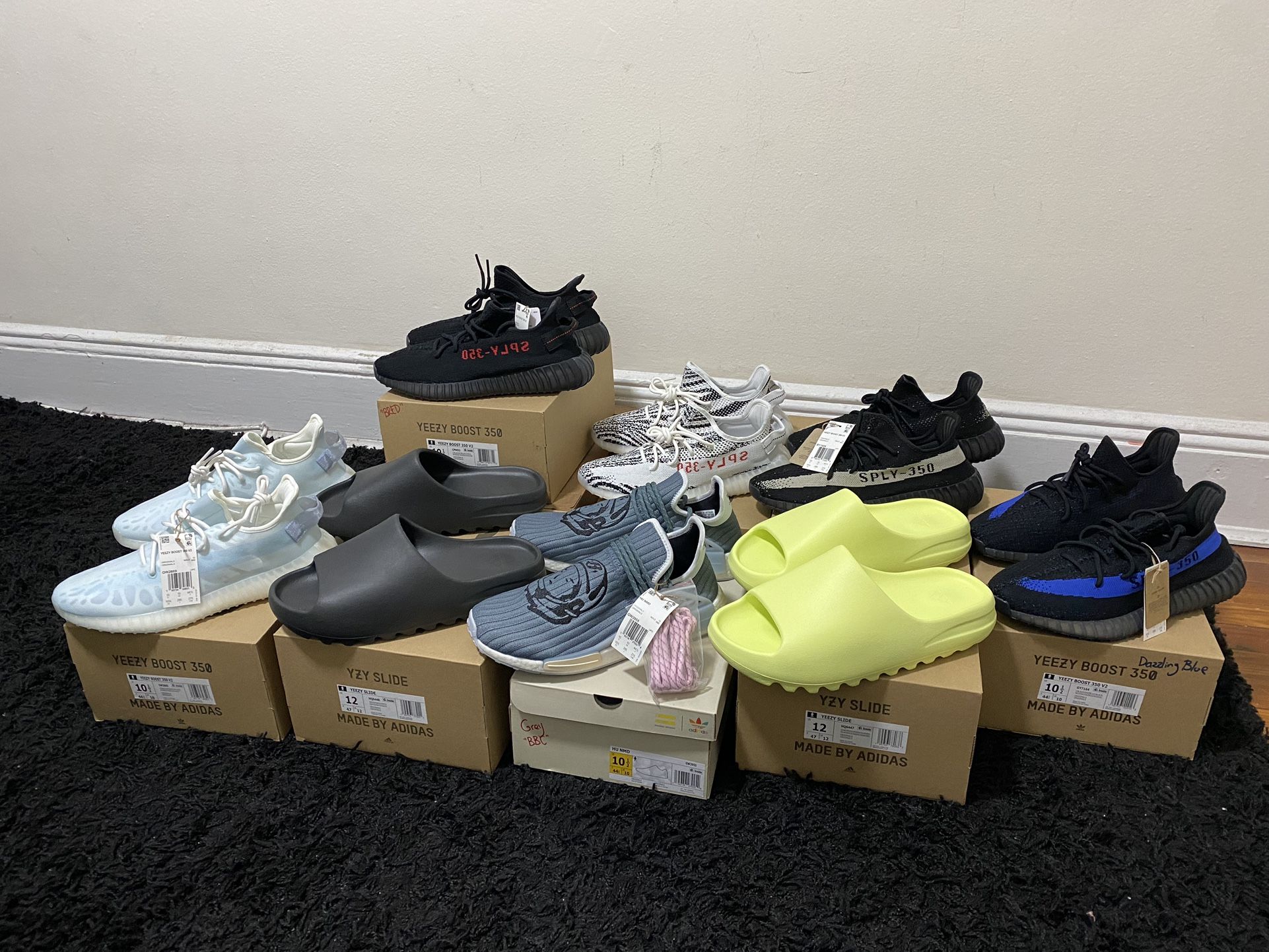 adidas YEEZY 350 “Bred” (size