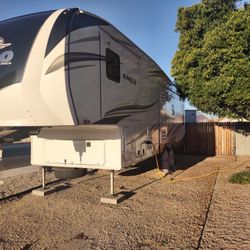 Jayco 5th Wheel 2021