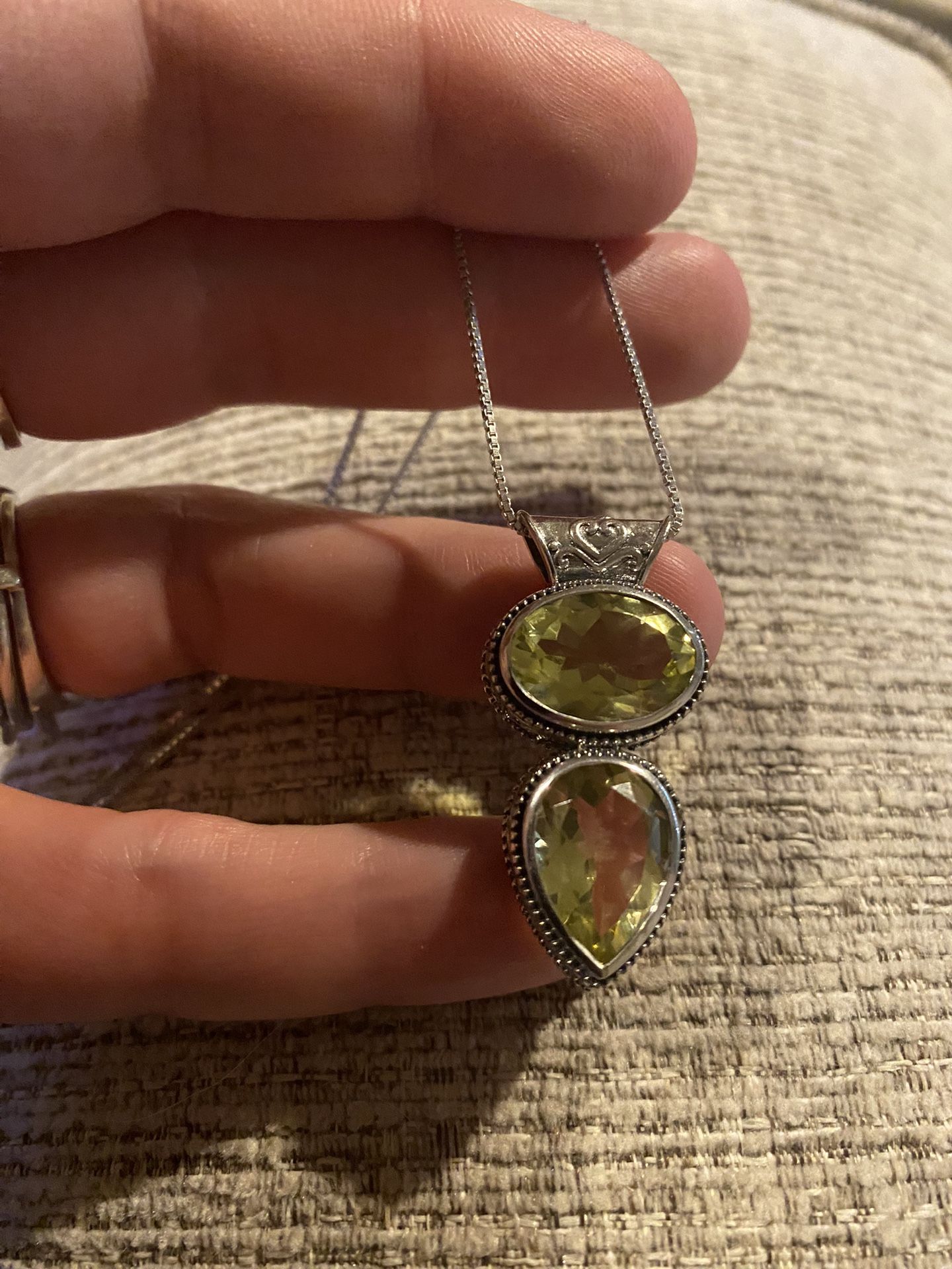 Artisan Crafted Ouro Verde Quartz necklace - new!