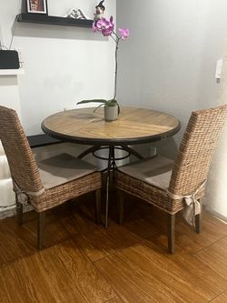 Table and 4 chairs