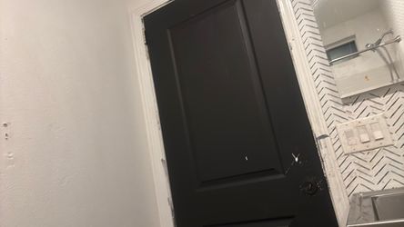 Door bathroom