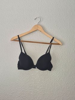 Calvin Klein Women’s Black Wired Bra Size: 32B