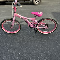 Huffy Go Girl Middle Age Bicycle