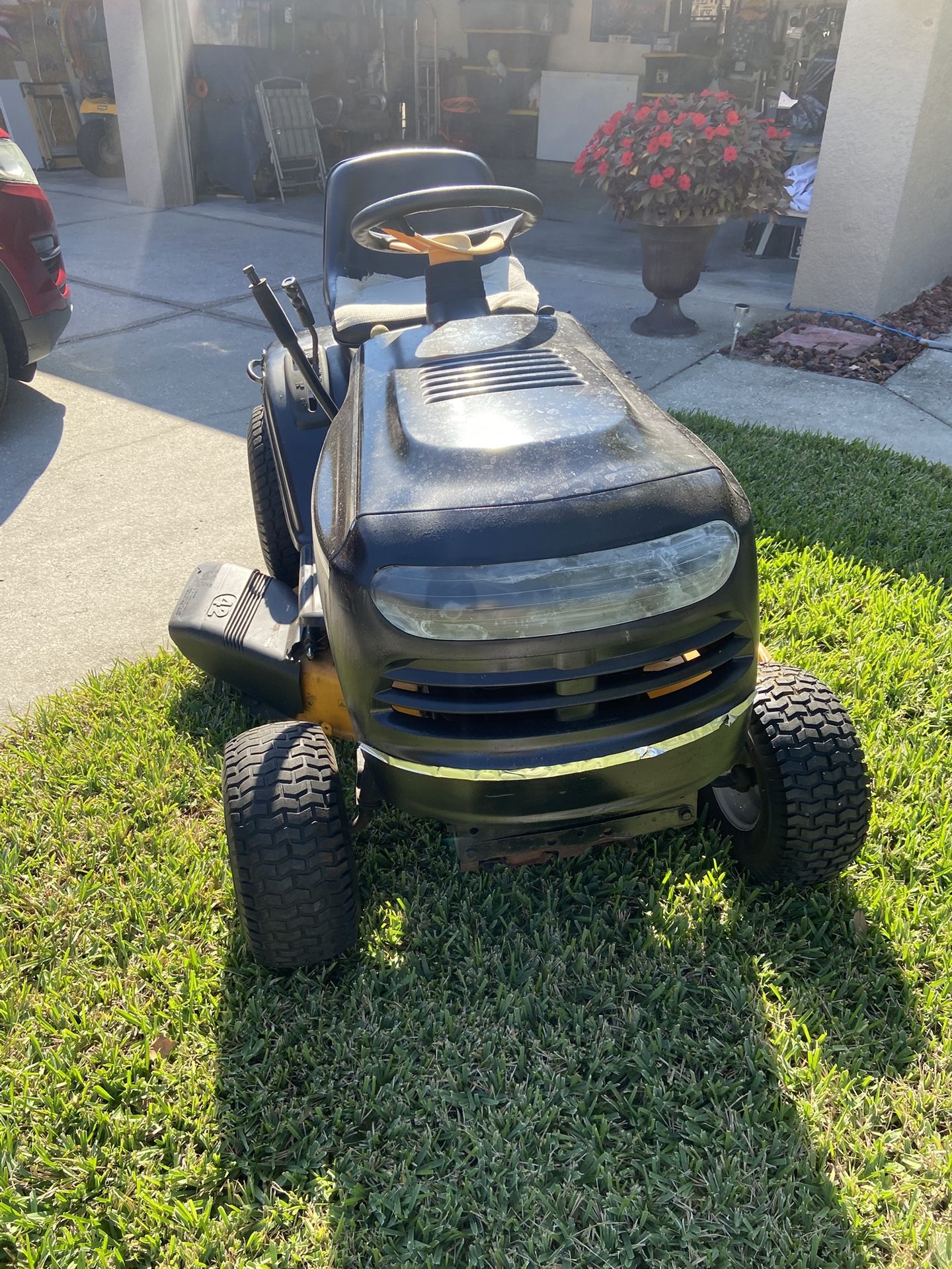 Pouland pro Lawn mower 