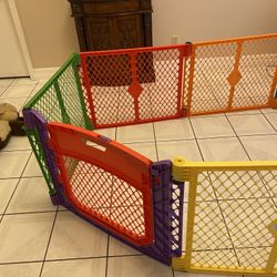 8 Panels Baby Playground 