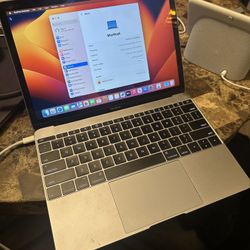 macbook everything works 