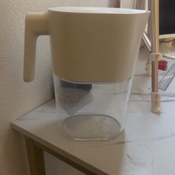 Larq Water Pitcher PurVis
