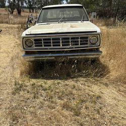 1973 Chevy D200