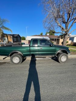 Toyota Tacoma