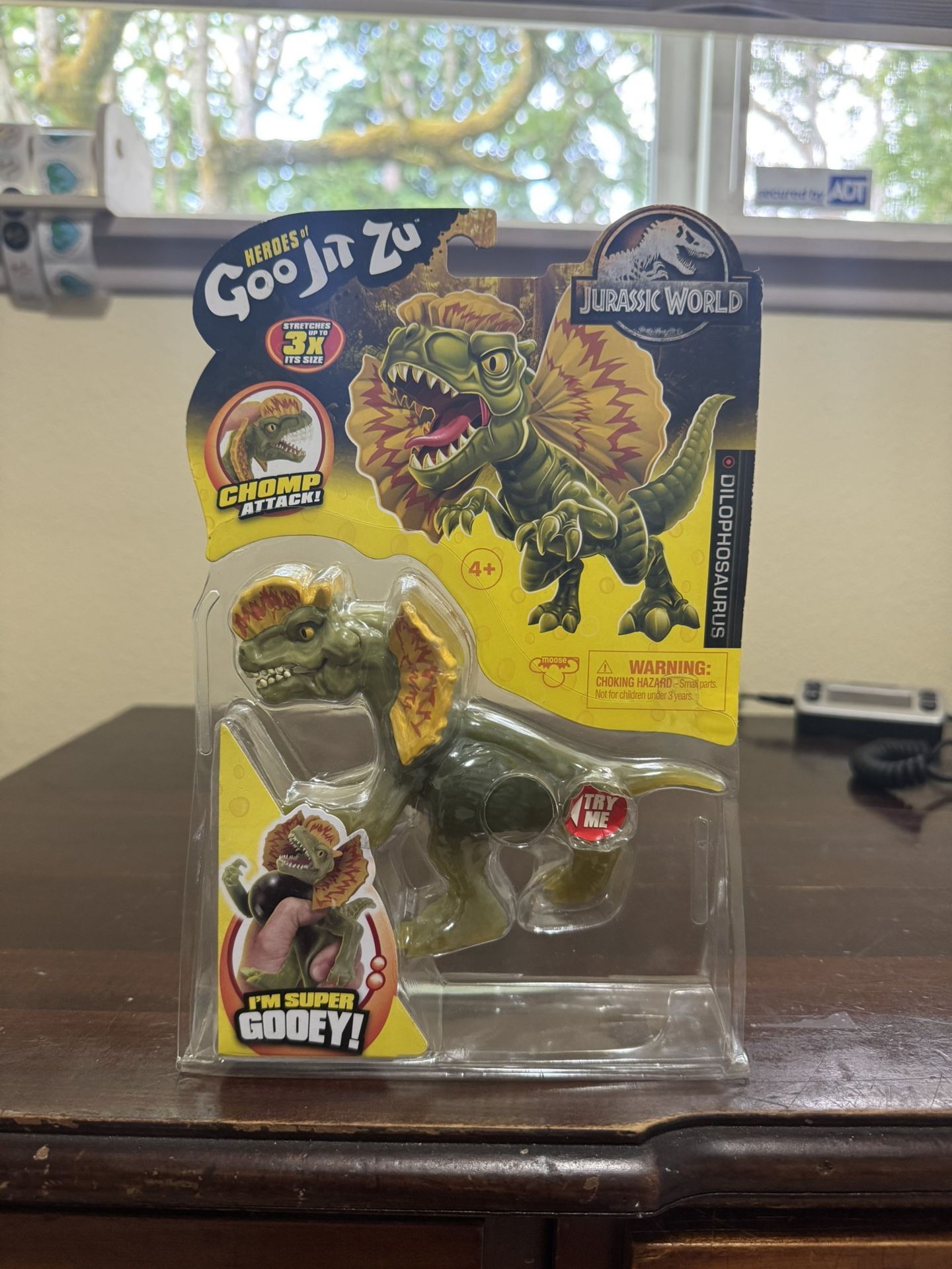 New! Heroes Of Goo Jit Zu Jurassic World Dilophosaurus